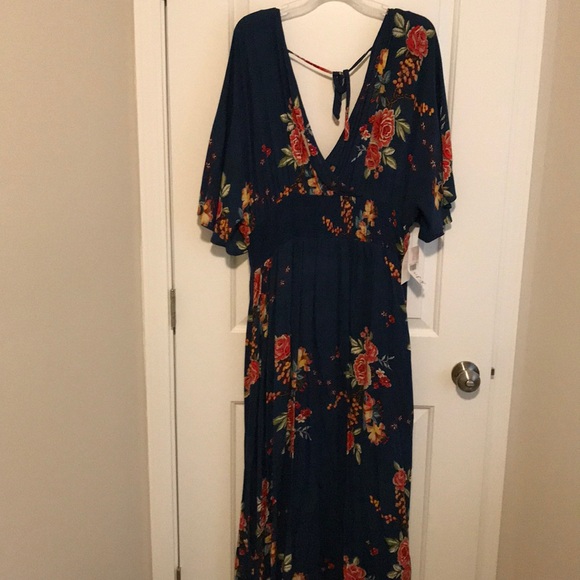 Altar'd State Dresses & Skirts - NWT Altar’d State maxi dress